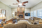 Living Room with Gas Firelogs in Fireplace