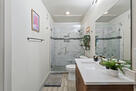 Modern Executive 1BR with King Bed