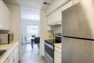 Updated 2 Bed 2 Bath Condo Near Transit