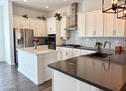 Chef&rsquo;s kitchen with island