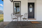 Steps to Ariel Park Renovated 2B Retreat