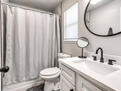 Paseo Apartment With King Bed & Bikes