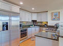 Granite Counters, stanless appliances