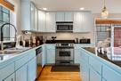 Fully equipped kitchen with new appliances