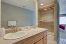 Beautiful 3bedroom townhouse in Rosedale