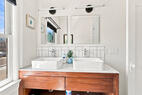 Remodeled Lake Merritt Victorian Retreat