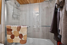 Shower/bath tub -