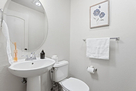 Modern Spacious 3 BD 25 BA King Office