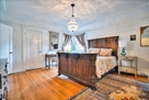 view of queen bedroom