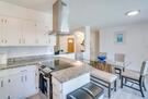 Kitchen/ dining