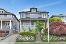 Front view of the main house. Apartment in th