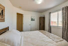 Spacious 3BR 2BA Peaceful Desert Living 