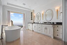 Vancouver Executive Luxury Home w/ View
