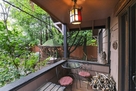 Cozy urban oasis in the garden