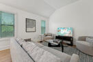 Modern Nest at Rosewood