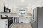 Fully Updated Kitchen with Stainless Applianc