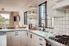 Kitchen - Viking range