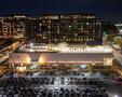 5-min uber ride to Union Market district
