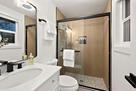 Luxury 6BR Home in Downtown Lynnwood