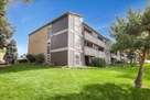 Updated 2 Bed 2 Bath Condo Near Transit