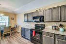 Spacious 3BA 2BA Near Park in Quiet area