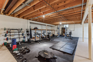 Gym - complete with squat rack & barbells, fr