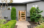 4BR West of Market Living  