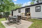 2BR Home Near Plaza Quiet Neighborhood