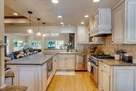 Gourmet kitchen