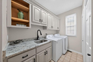 Spacious 4BR Family Home in Hinsdale 
