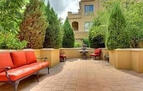 Beautiful "hang out" area