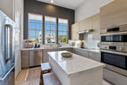 Fully equipped kitchen with Bosch appliances