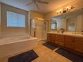 Spacious 5Bed 3Bath Fully Furnished Home