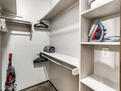 Spacious 4 Bed House W/ King Bed & Park