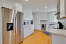 Modern 4BR 3BA House Next to Apple