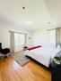 King room with Ascent chair