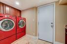 Beautiful 4 Bed Pool Home in Central LV
