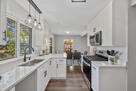 1119 Nichols LN 