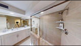 Beautiful Furnished Condo on the Beach