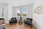 Beautifully Designed Modern Townhome