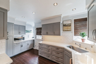 Charming Gem Lovely Location Burlingame