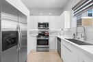 Gorgeous, contemporary kitchen