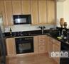 Beautiful chef's kitchen w granite