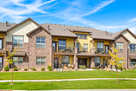 Golf course community with walking trails & p