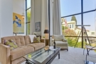 Elegant Executive Flat on Telegraph Hill