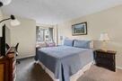 2BR 2BA Master Bedroom w/ensuite bathroom