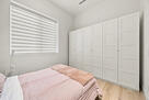 Upscale 2 bd living in LA