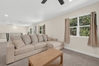 408 Meadowbrook Dr