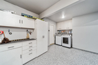 2 Bed 2 Bath garage utilities inc 