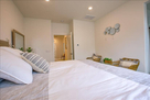 Modern Cozy Parkview Anaheim Townhouse